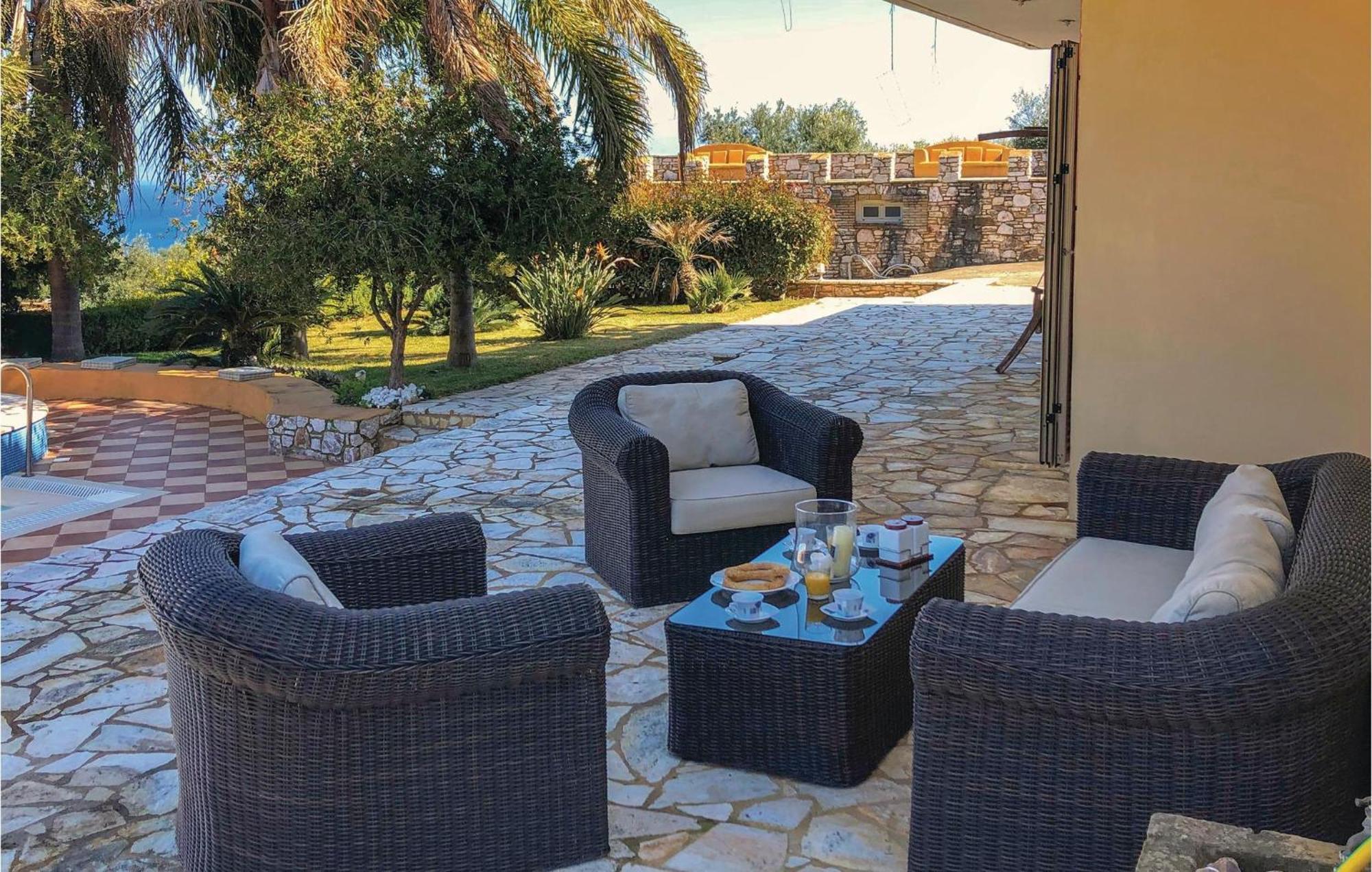 Amazing Home In Koroni With Wifi Exterior photo