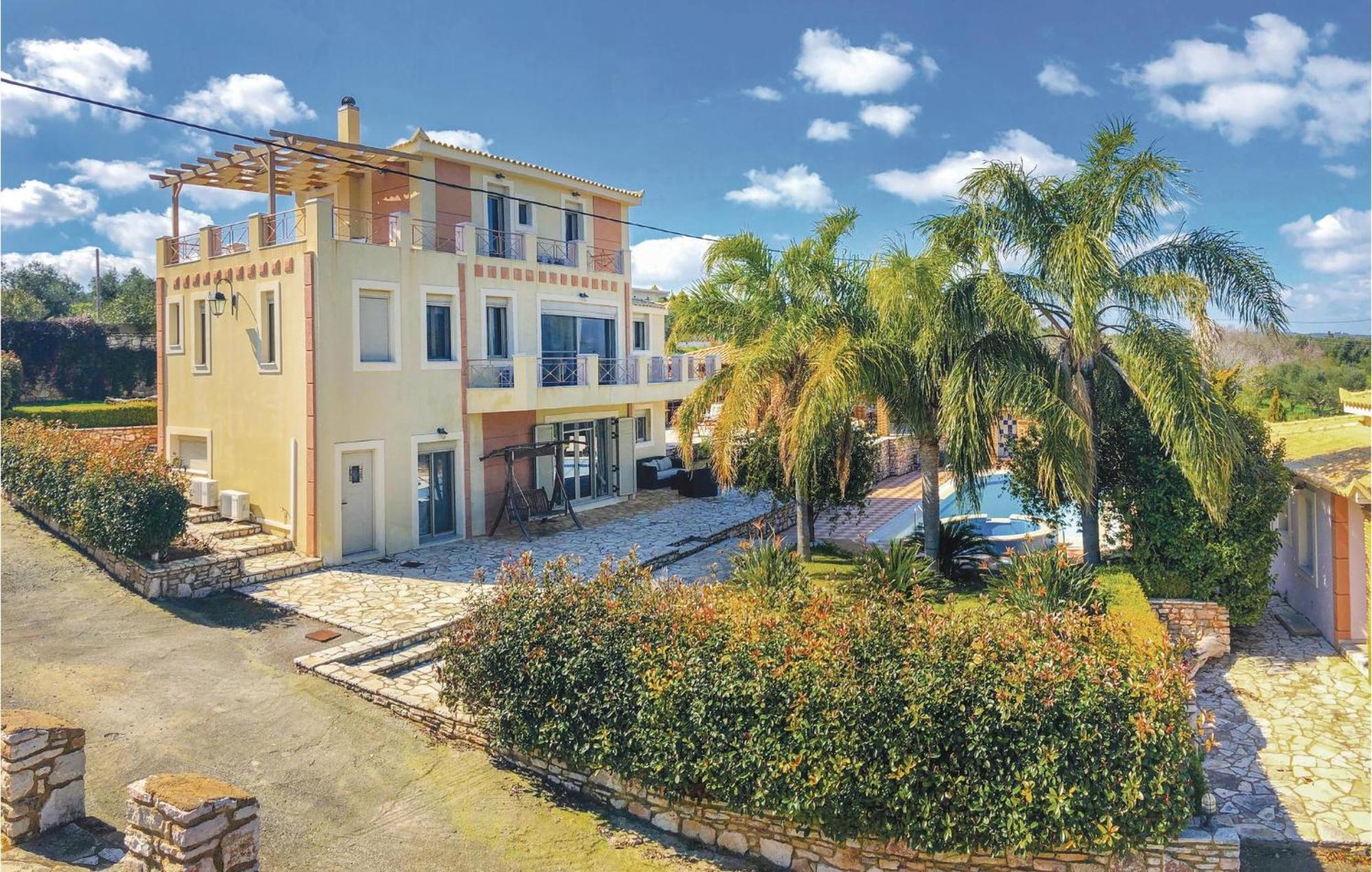 Amazing Home In Koroni With Wifi Exterior photo